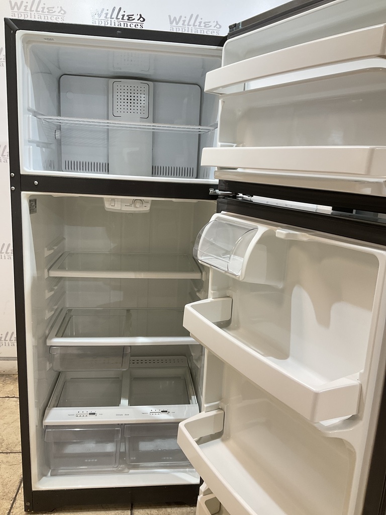 Ge Used Refrigerator Top and Bottom 28x67 (Stainless Steel) 