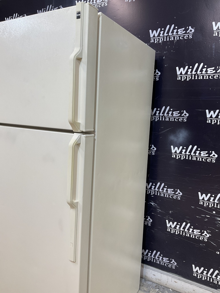 Hotpoint Used Refrigerator Top and Bottom 28x64 1/2” (Bisque) 