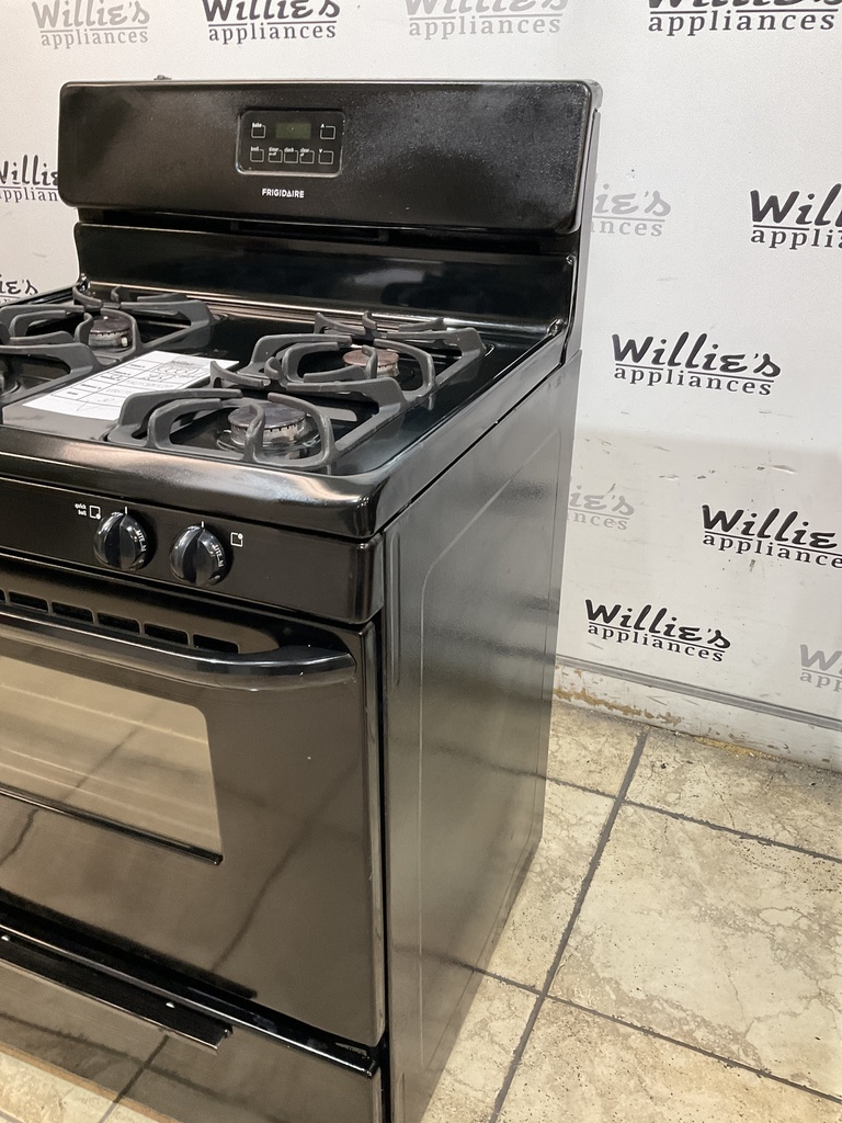 Frigidaire Used Natural Gas Stove 30inches (Black)