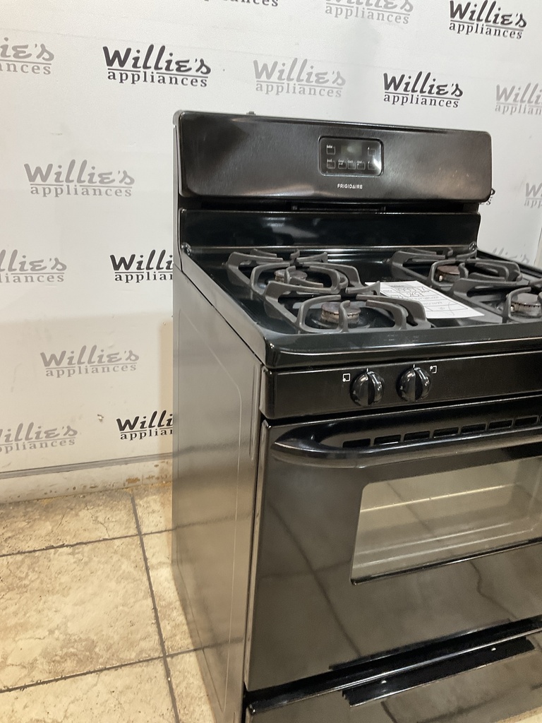 Frigidaire Used Natural Gas Stove 30inches (Black)