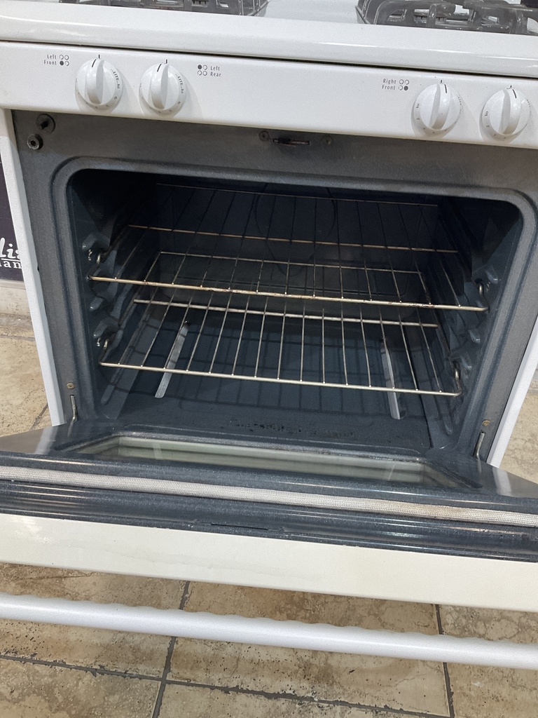 Frigidaire Used Gas Propane Stove 30 inches (white) 