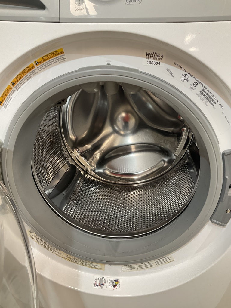 Electrolux Used Washer Front-load 27inches (White) 