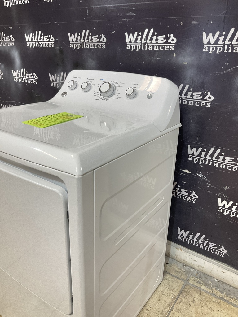 Ge Used Electric Dryer 220volts (30 AMP) 27inches {4 prong} (White) 