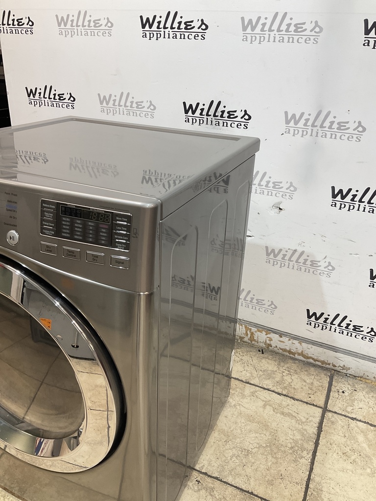 Lg Used Electric Dryer 220volts (30 AMP) 27inches {4 prong} (Grey) 