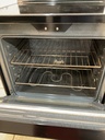 Ge Used Electric Stove 220volts (40/50 AMP) 30inches {3 prong} (Black) 