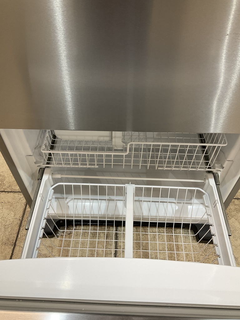 Whirlpool Used Refrigerator Top and Bottom Mount 33x69 (Stainless Steel) 