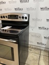 Ge Used Electric Stove 220volts (40/50 AMP) 30inches {no cord} (Stainless steel) 