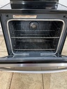 Whirlpool Used Electric Stove 220volts (40/50 AMP) 30inches {4 prong} (Stainless steel) 