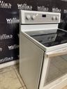 Whirlpool Used Electric Stove 220volts  (40/50 AMP) 30inches {4 prong} (White)