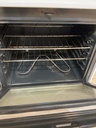 Frigidaire Used Electric Stove 220volts (40/50 AMP) 30inches {no cord} (white) 