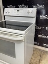 Frigidaire Used Electric Stove 220volts (40/50 AMP) 30inches {no cord} (white) 
