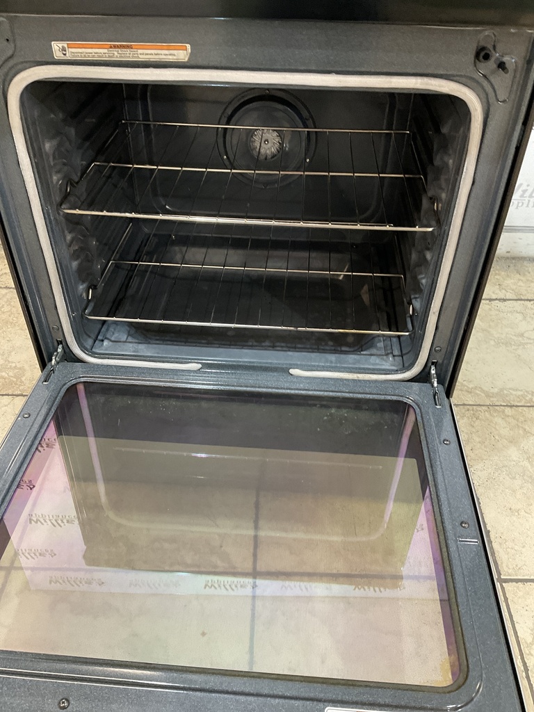 Whirlpool Used Electric Stove 220volts  (40/50 AMP) 30inches {4 prong} (Stainless steel) 