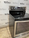 Whirlpool Used Electric Stove 220volts  (40/50 AMP) 30inches {4 prong} (Stainless steel) 