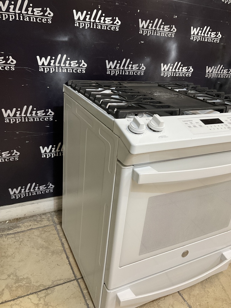 Ge Used Natural Gas Stove 30inches (White) 