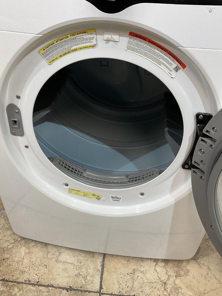 Samsung Used Electric Dryer 220volts (30 AMP) 27inches {3 prong} (White)