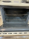 Hotpoint Used Electric Stove 220volts (40/50 AMP) 30inches {no cord} (Bisque/black) 