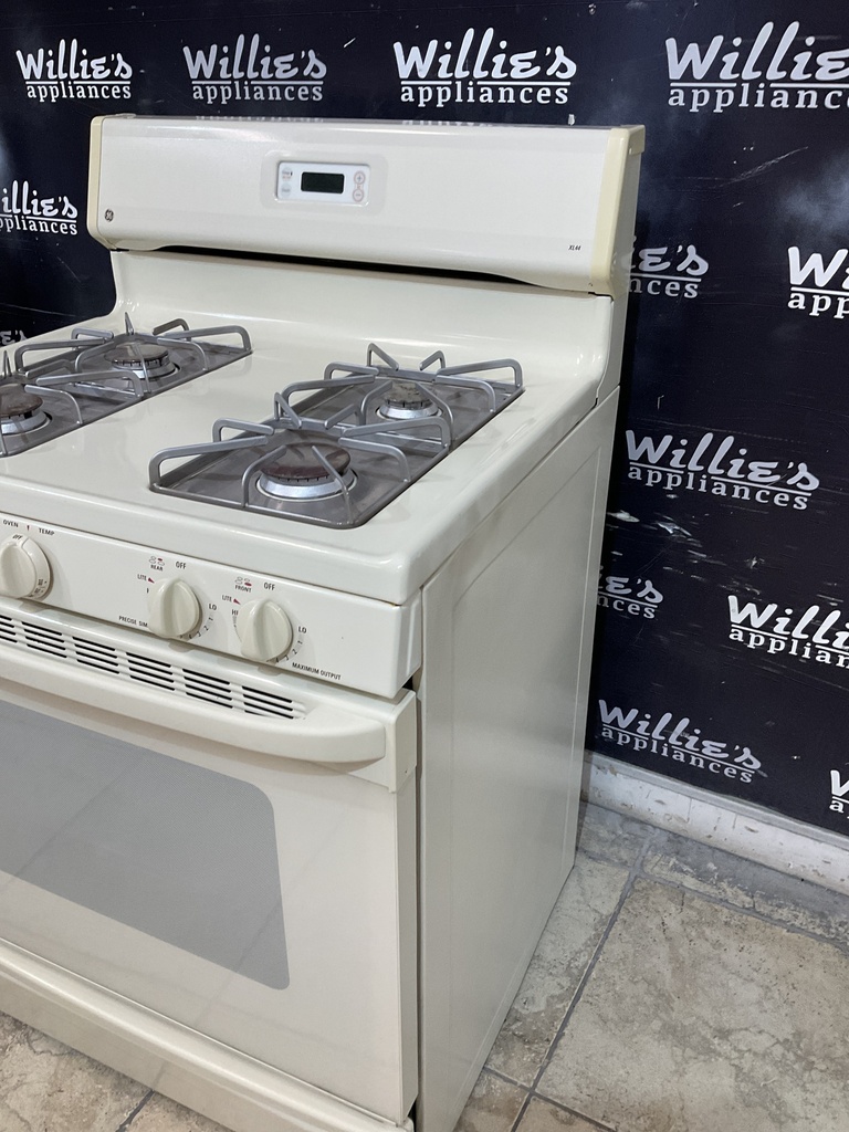 Ge Used Natural Gas Stove 30inches (Bisque) 