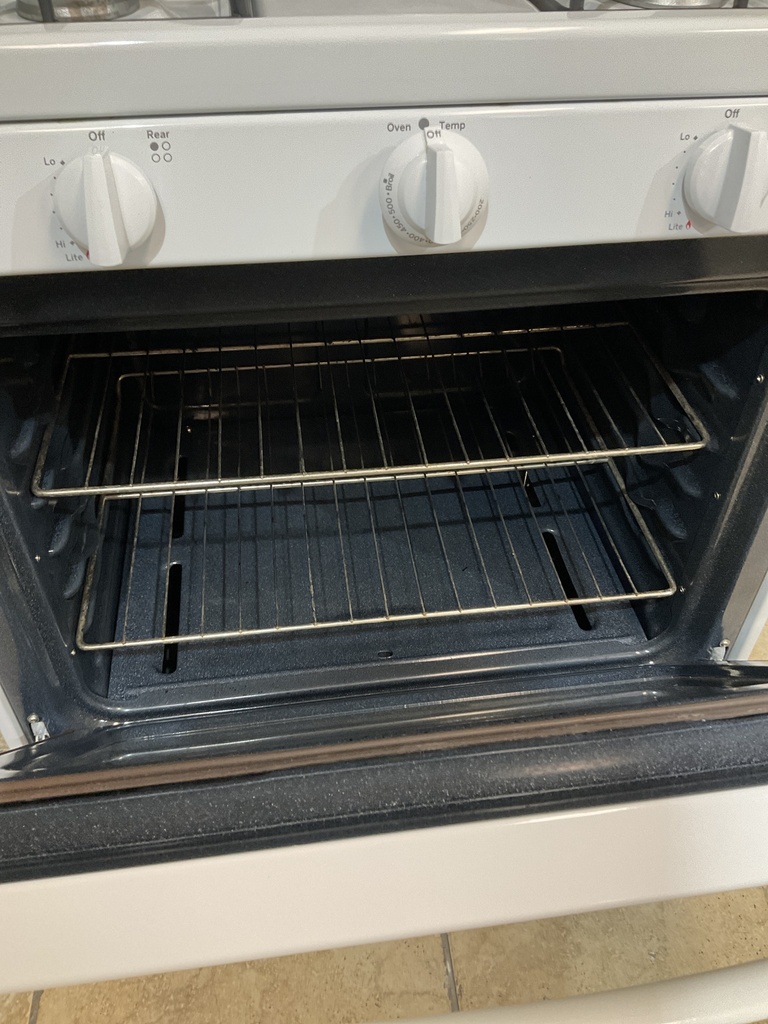 Ge Used Natural Gas Stove 30inches (White) 