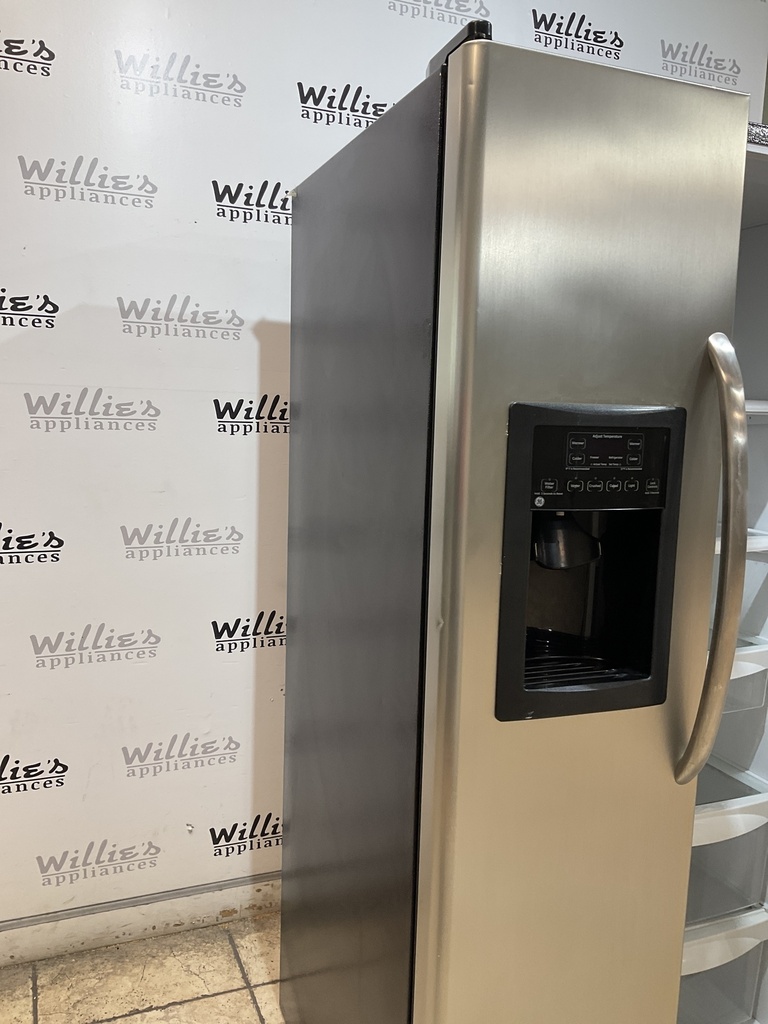 Ge Used Refrigerator Side by Side 36x70 (Stainless Steel) 