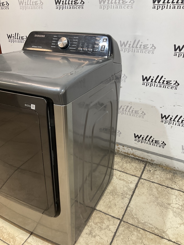 Samsung Used Electric Dryer 220volts (30 AMP) 27inches {no cord} (Grey) 