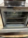 Ge Used Electric Stove 220volts (40/50 AMP) 30inches {3 prong} (Black) 
