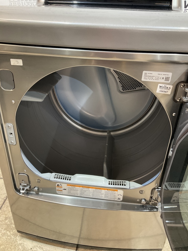 Lg Used Electric Dryer 220volts (30 AMP) 27inches{3 prong} (Grey) 