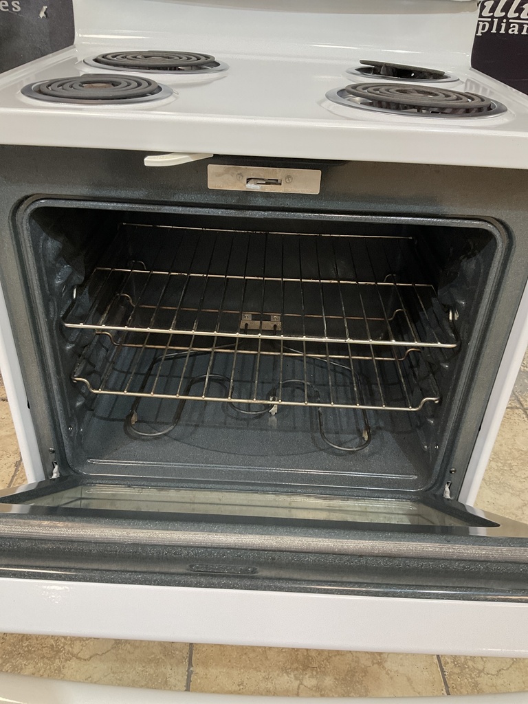 Ge Used Electric Stove 220volts (40/50 AMP) 30inches {3 prong} (White) 