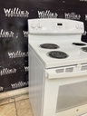 Ge Used Electric Stove 220volts (40/50 AMP) 30inches {3 prong} (White) 
