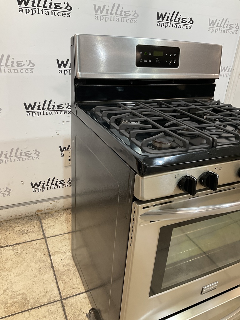 Frigidaire Used Natural Gas Stove 30inches (stainless steel) 