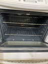 Ge Used Electric Stove 220volts (40/50 AMP) 30inches {no cord} (White) 