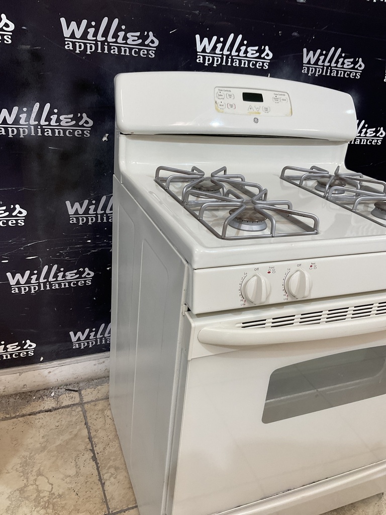 Ge Used Natural Gas Stove 30inches (bisque) 