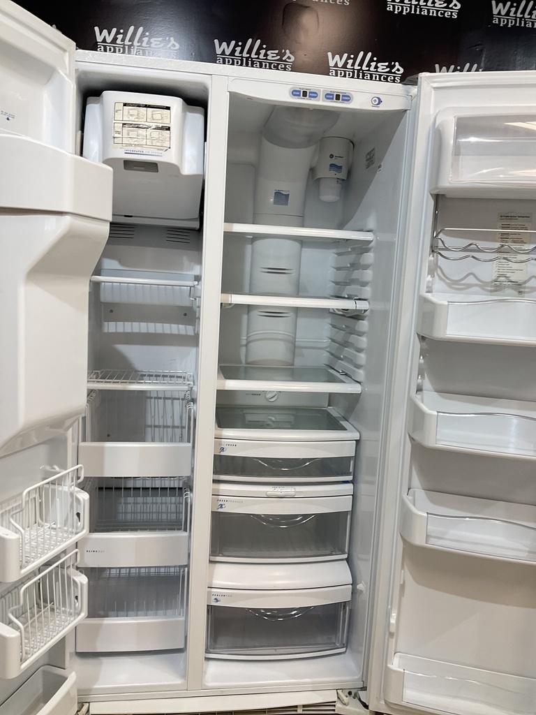 Ge Used Refrigerator Side by Side 36 1/2” x 69 1/2” (White) 