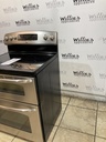 Ge Used Electric Stove 220volts (40/50 AMP) 30inches {3 prong} (Stainless steel) 