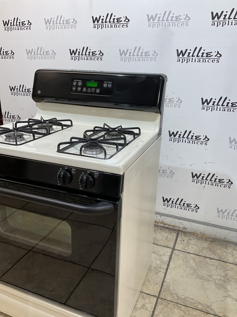 Ge Used Natural Gas Stove 30inches (bisque/black)