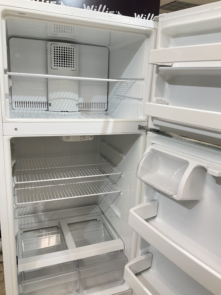 Hotpoint Used Refrigerator Top and Bottom 28x61 1/2” (White) 