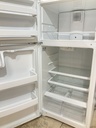 Ge Used Refrigerator Top and Bottom 28x61 1/2” (white) 