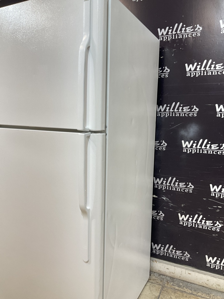 Ge Used Refrigerator Top and Bottom 30x66 1/2” (White) 