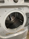 Lg Used Electric Dryer 220volts (30 AMP) 29inches {3 prong} (white) 