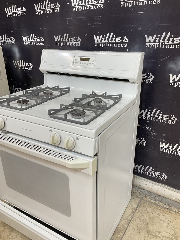 Ge Used Natural Gas Stove 30inches (white) 