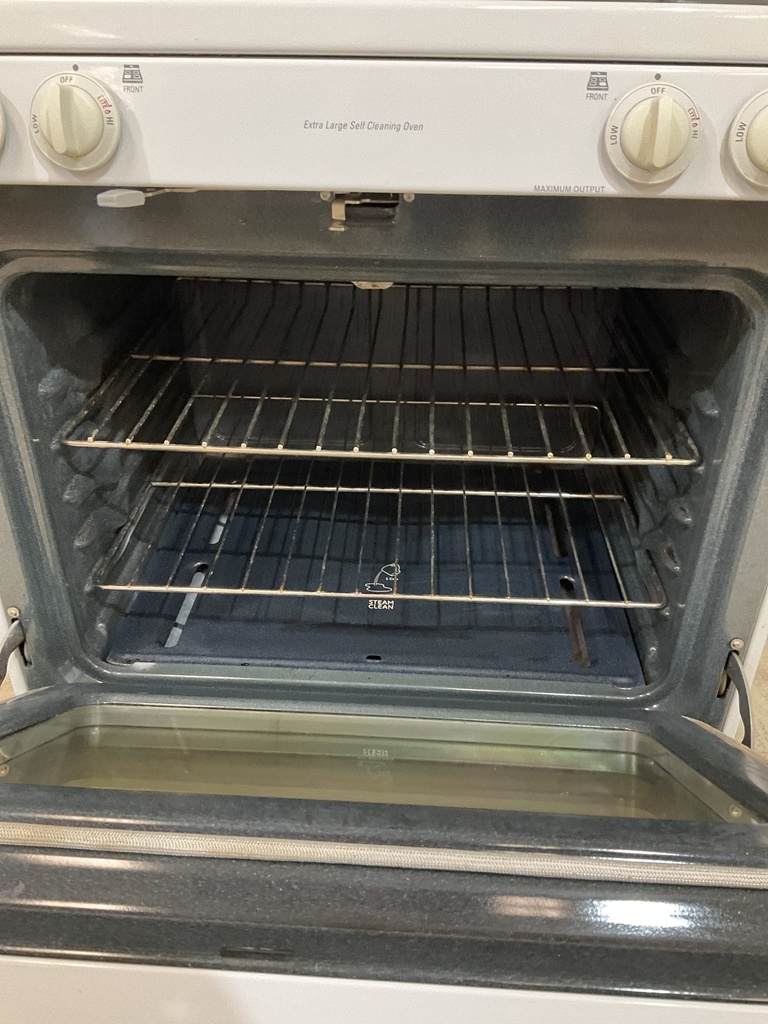 Ge Used Natural Gas Stove 30inches (white) 