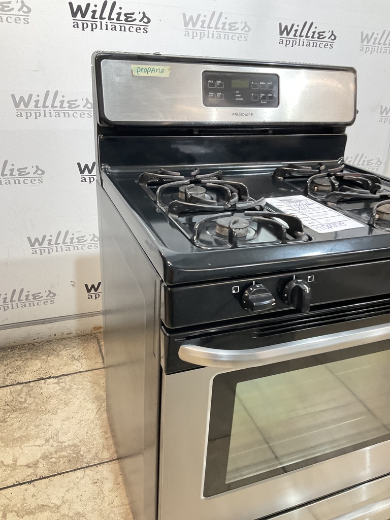 Frigidaire Used Gas Propane Stove 30inches ( Stainless Steel) 