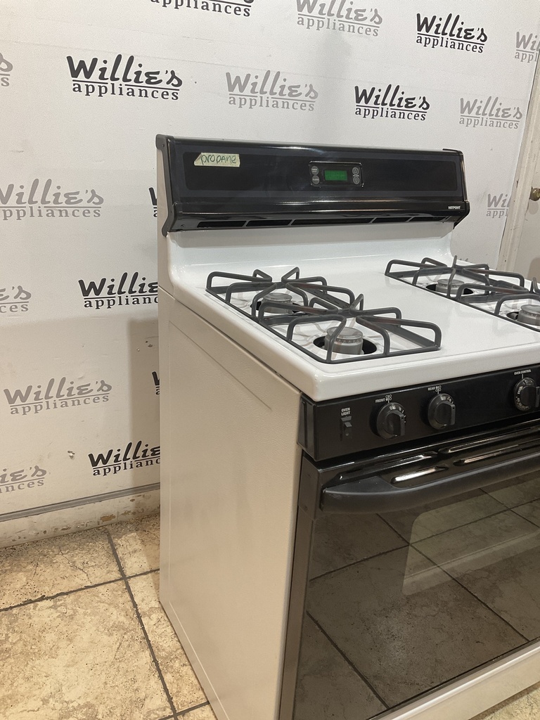 Hotpoint Used Gas Propane Stove 30inches (Bisque/black) 