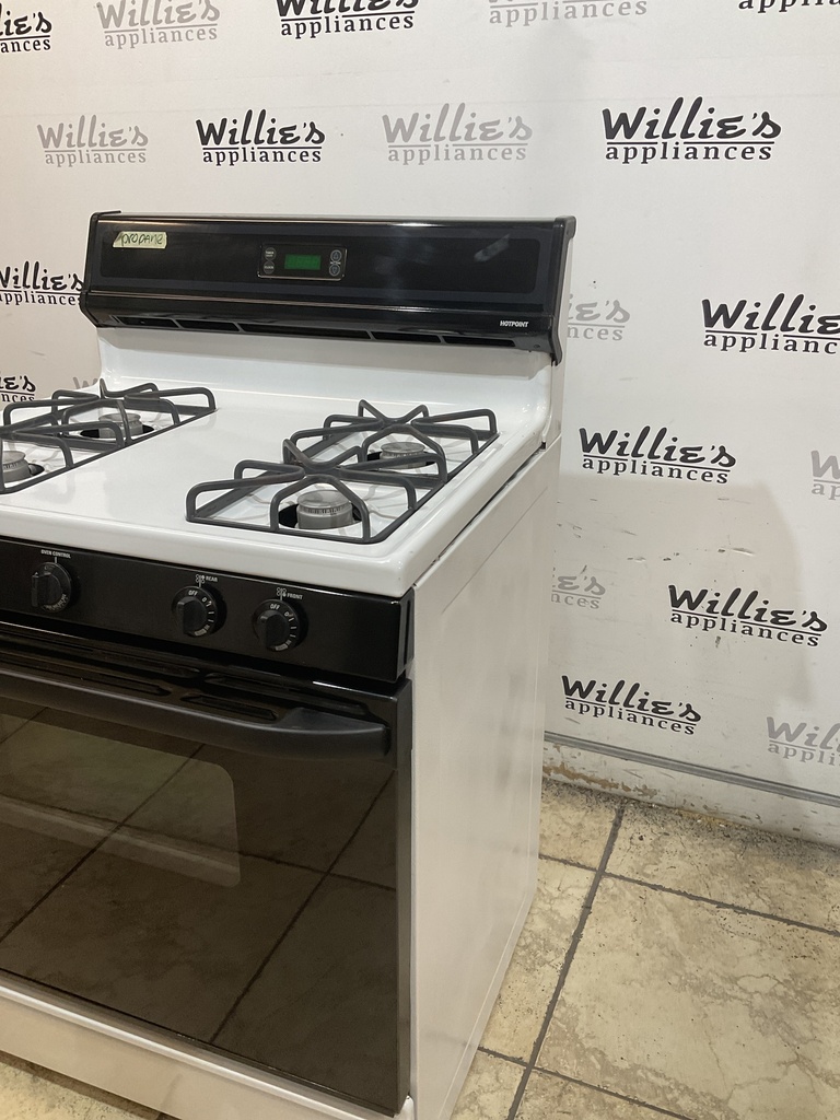 Hotpoint Used Gas Propane Stove 30inches (Bisque/black) 