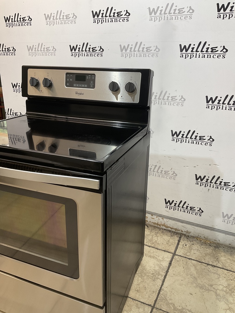Whirlpool Used Electric Stove 220volts (40/50 AMP) 30inches {3 prong} (Stainless steel) 
