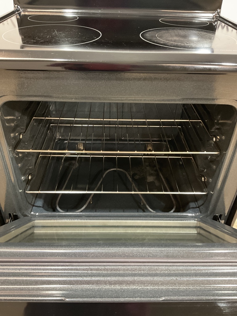 Frigidaire Used Electric Stove 220 volts (40/50 AMP) 30inches {4 prong} (Stainless steel) 