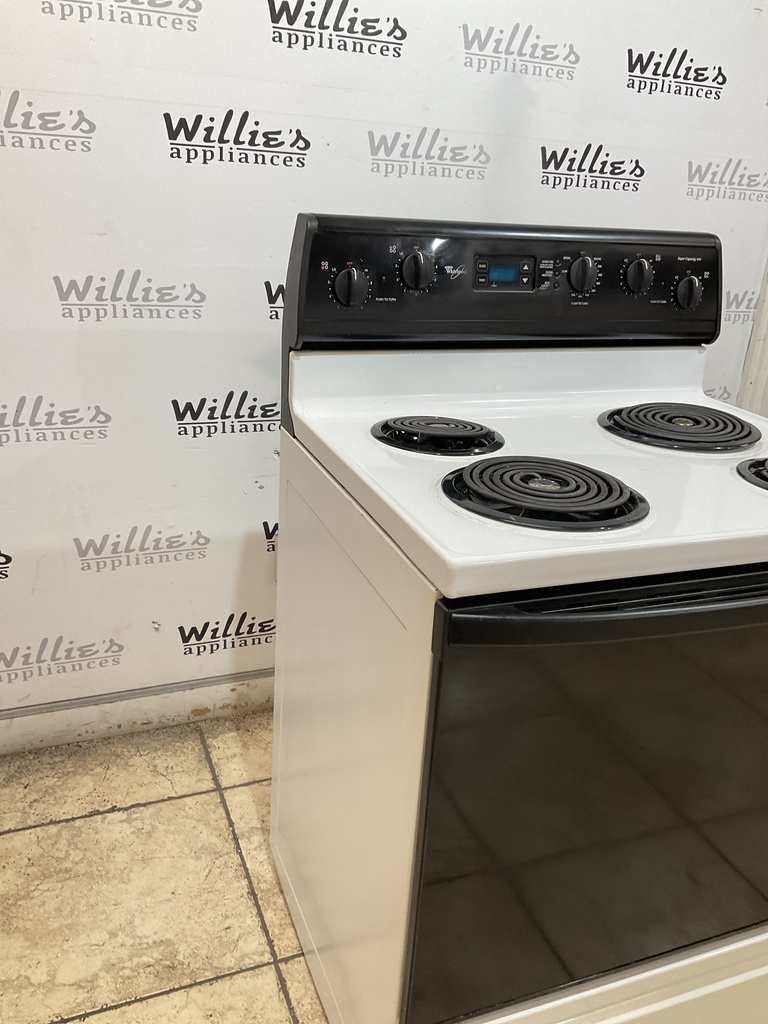 Whirlpool Used Electric Stove 220volts (40/50 AMP) 30inches {3 prong} (white/black) 