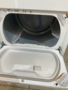 Kenmore Used Electric Dryer 220volts (30 AMP) 29inches {3 prong} (White)