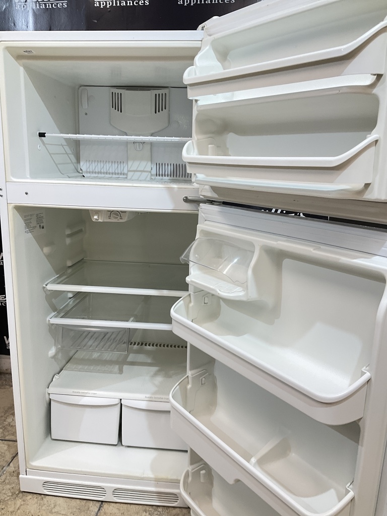 Frigidaire Used Refrigerator Top and Bottom 28x65 (White)