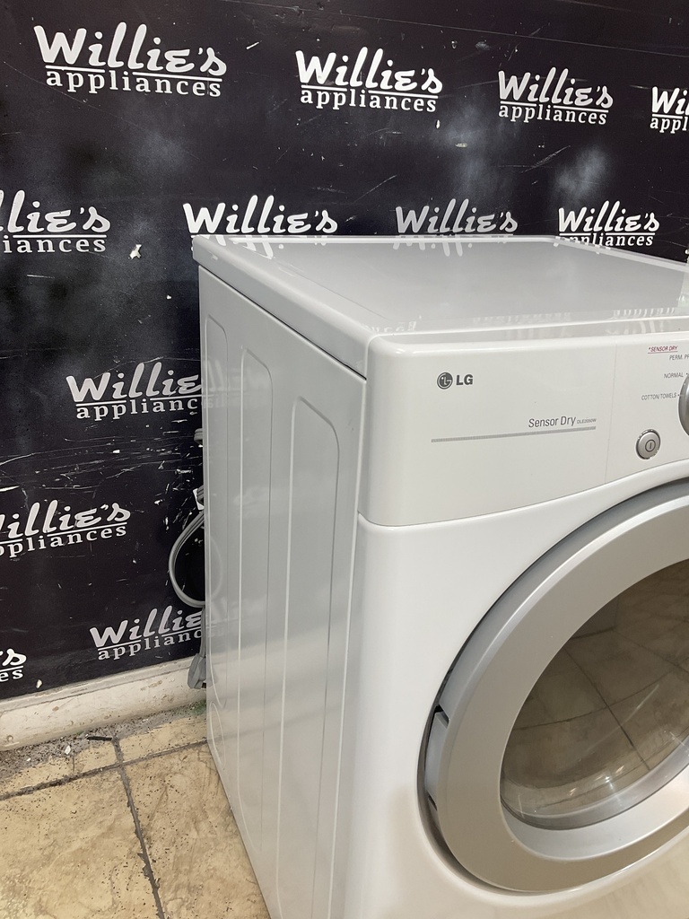 Lg Used Electric Dryer 220volts (30 AMP) 27inches {3 prong} (White) 