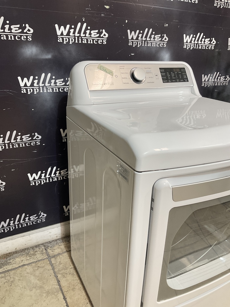 Lg Used Natural Gas Dryer 27inches (White)